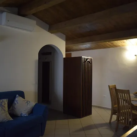 Il Borgo Civ 25 *
